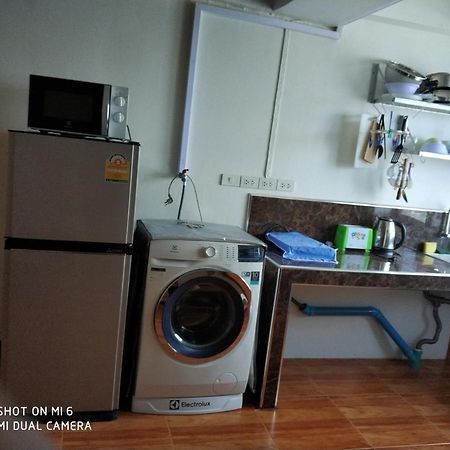 Studio Apartment 12 Floor Close To Mrt In Hua Mak バンコク都 エクステリア 写真
